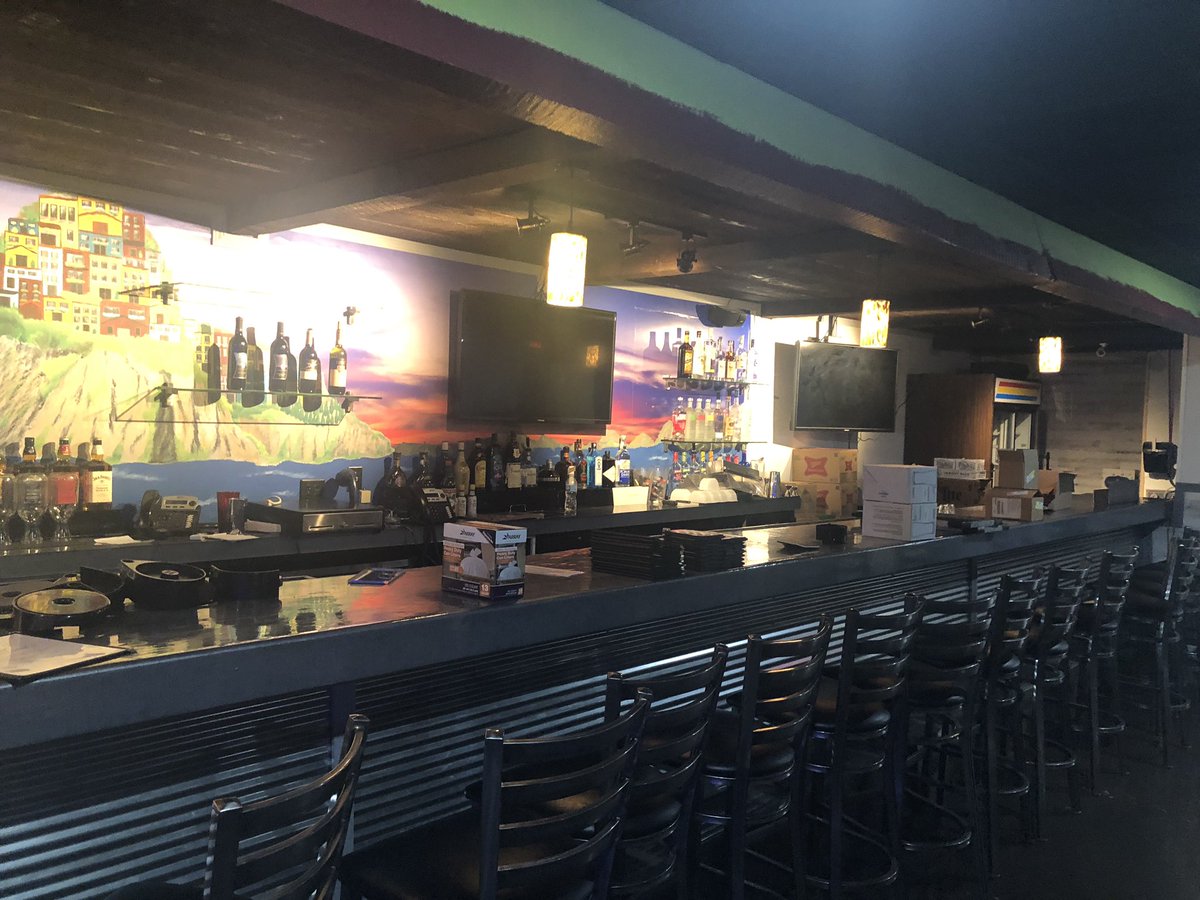 chrisg189's tweet photo. 6am restaurant installs never get old!! @salbach189 seven dwarfs https://t.co/LkC8YpO682
