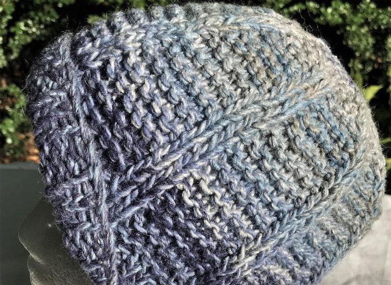 New for Fall 219! Bulky merino, silk &amp; mohair hat: etsy.com/listing/726483…
#handmade #handknit #knitting #etsyshop #etsy
#ListMyEtsy #SmallBusiness
