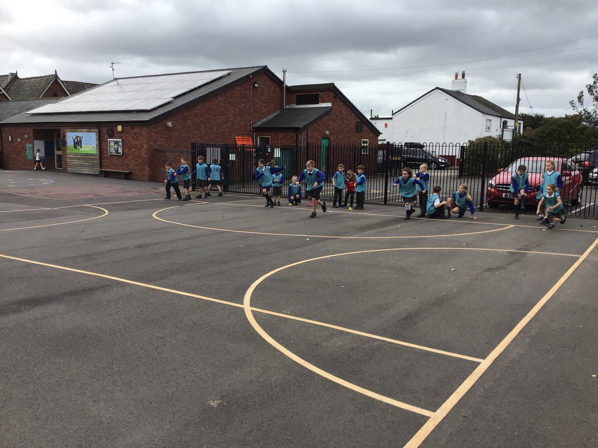 LostockGralamPr's tweet photo. Teresa is keeping us busy in the cool wind this afternoon #activeuk #ecoschools https://t.co/6mWNuY3Onk