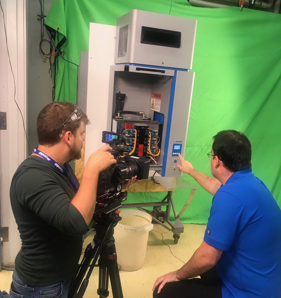 CondairUSACA's tweet photo. Had a great video shoot with @BlomeleyComm for our US Series Ultrasonic humidifier. We can't wait to show you the final product.
#welovehumidity #condair #humidifier #videoproduction #digitalmedia #greenscreen #Blomeley https://t.co/gGMNMGteAq
