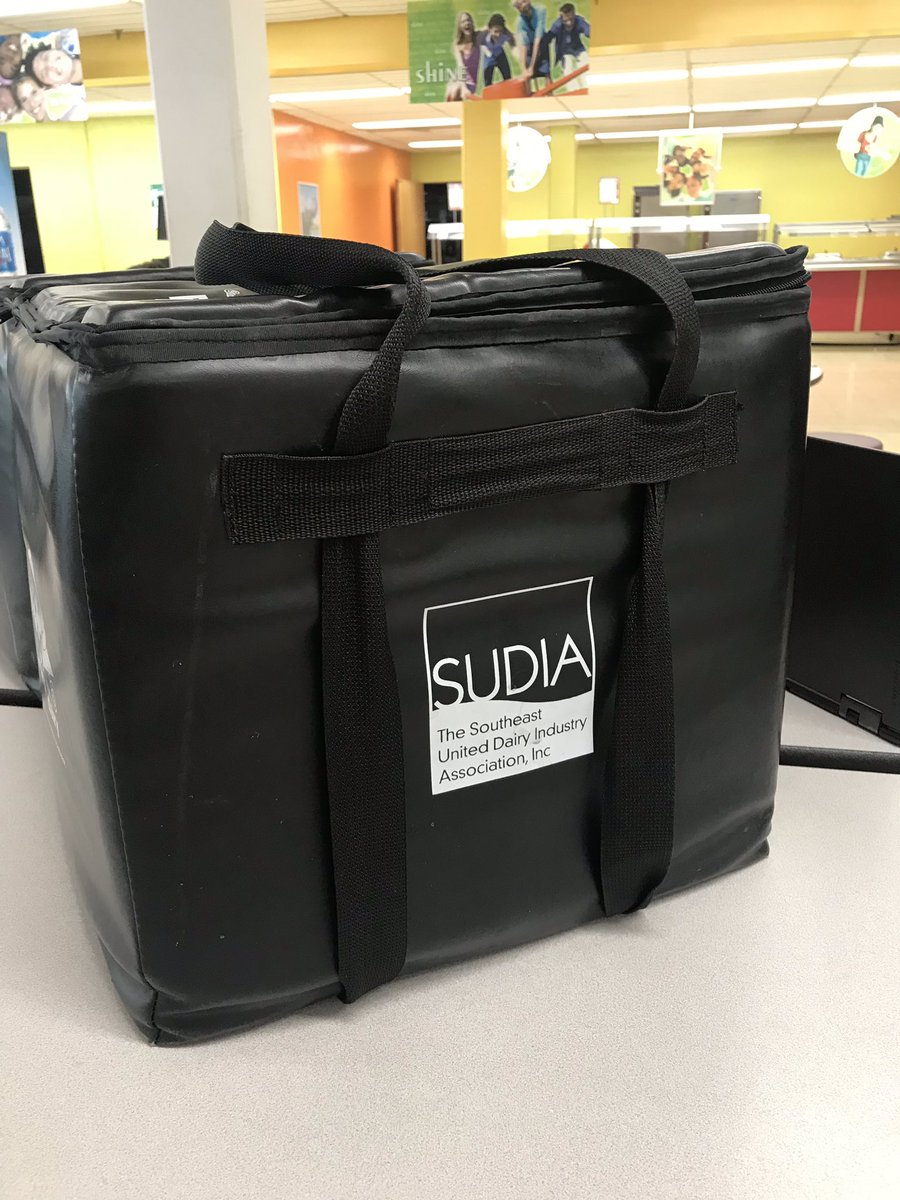 Intersession Day Two! Homemade ice cream, beads, and happy kids! SUDIA represented at breakfast and lunch #GotMilk <a href="/JeterMelissa/">Melissa A Jeter</a>  <a href="/RMSortn/">Robertsville Middle</a>