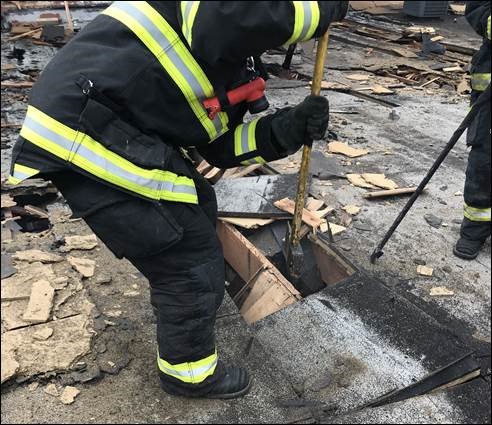 Des Plaines Fire Department tweet media