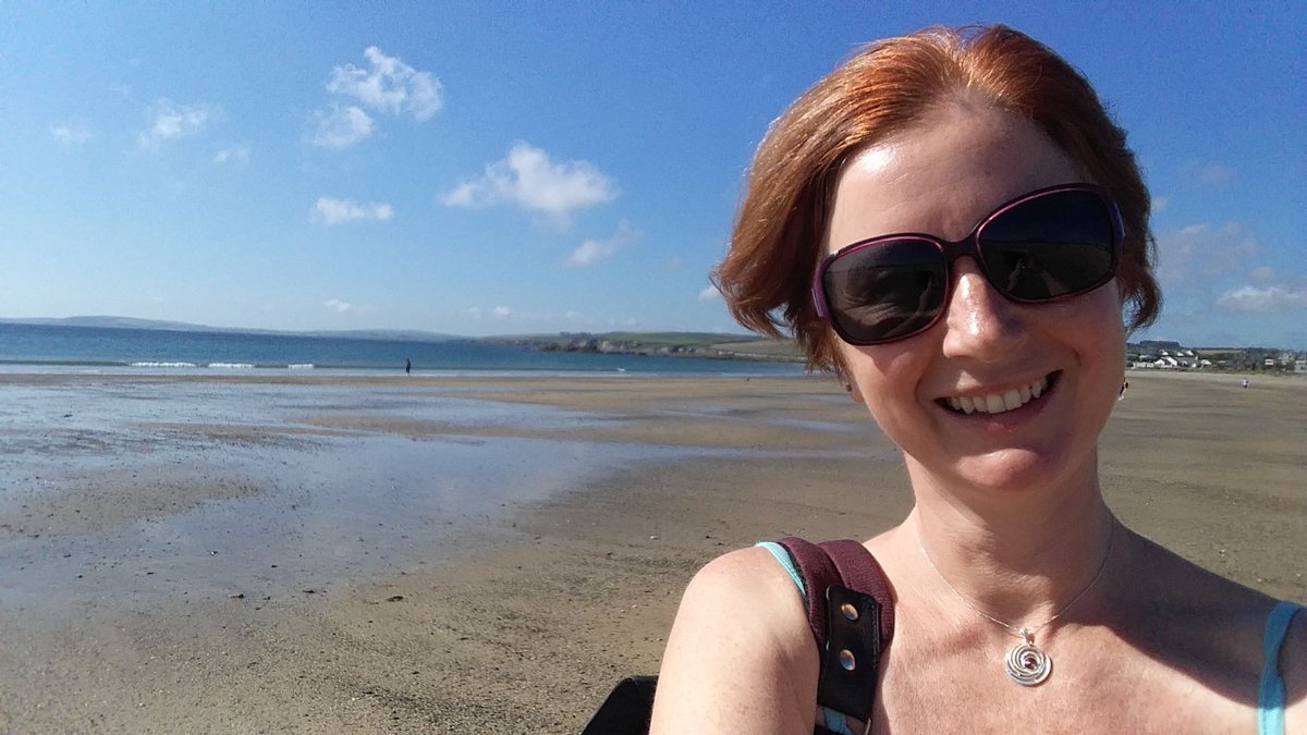 JudithQuin's tweet photo. Sun-burn in Ireland &amp; What Are You Ready To Shed? - https://t.co/7xPyU7TPyQ https://t.co/bTJWQL0eQ8