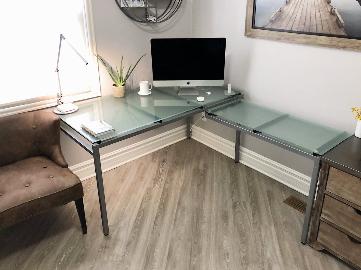 WeCarpetChicago's tweet photo. Let's connect! #wecarpetchicago #flooring #interiordesign https://t.co/KujLWAhR8E https://t.co/xeDlPobBOf