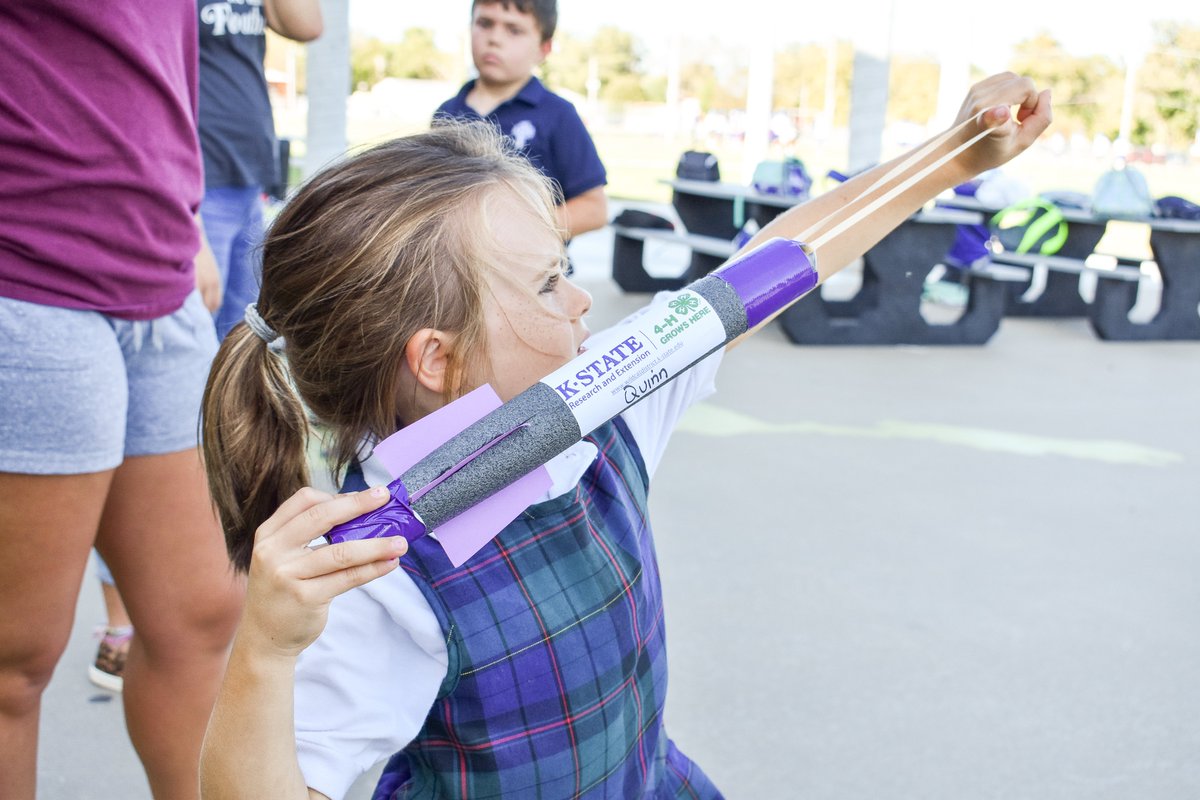 Wildcat_Ext's tweet photo. Rocket making & launching with the after school program at St. Mary's Colgan! #InspireKidsToDo #STEM https://t.co/TIUntCGIe3