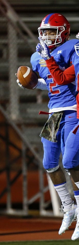 PCnowisthetime's tweet photo. The 2nd nominee for Week 4 #PCPOWOK is Bryce Stephens of @fb_marshall ! Bryce had 4 catches for 65yds and a TD. He also had 2 punt returns for 51 yds and TD while adding 2 solo tackles on D in an opening district win!!! #PCtrained https://t.co/GuPqOOvEtG