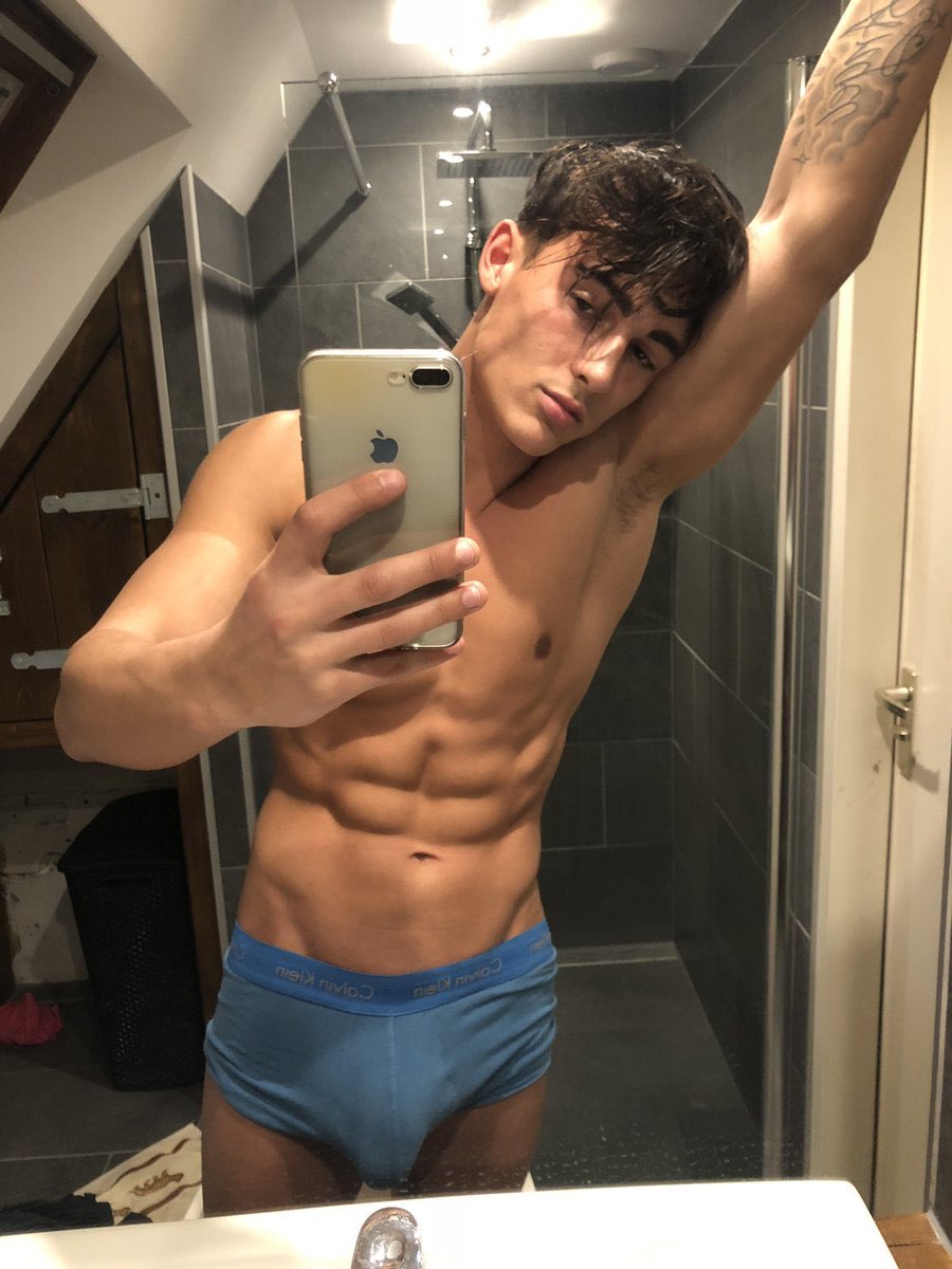 Playwithmeboy onlyfans