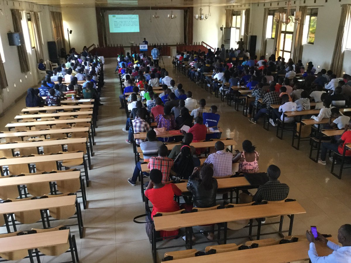 Kigali_College's tweet photo. Umunsi wa 2 w’Icyumweru cyo kwakira Intore mu zindi #InductionWeek2019 muri @IPRCKigali, Intore zashyizwe mu Masibo, zinaganirizwa ku mategeko n’amabwiriza agenda abiga muri #RwandaPolytechnic, umuco w’ubutore, kwirinda inda zitateguwe n’indwara zandurira mu mibonano Muza bitsina https://t.co/N63ZhQKrbp