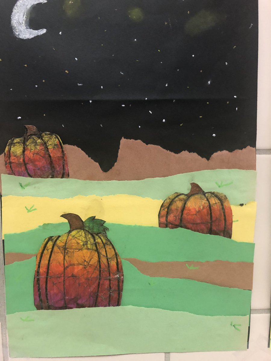 MegBarreraz's tweet photo. 6th grade Batik pumpkins on torn paper collage! https://t.co/HLwube7k2W