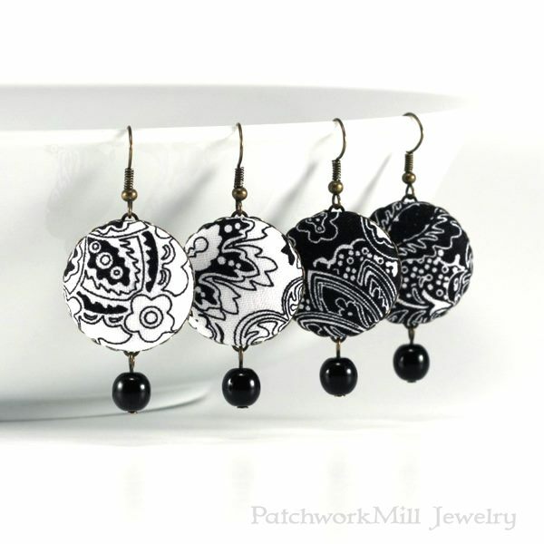 PatchworkMill's tweet image. Dangle Earrings - Art Deco Day and Night
ift.tt/2mIWY8Q