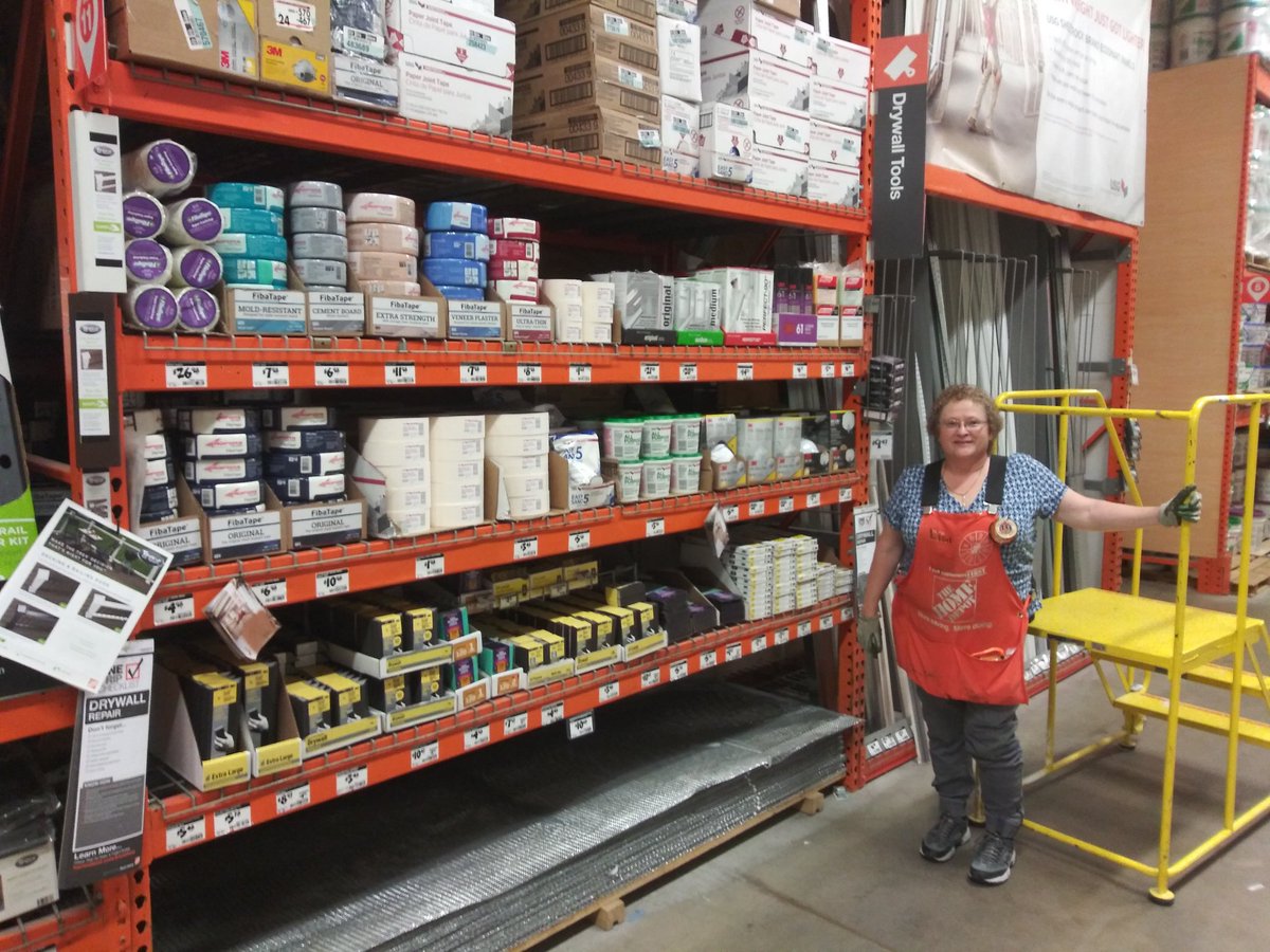 Lisa made an impenetrable wall.. Lol