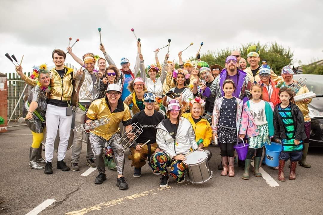 Catch us playing this Friday at <a href="/CHBridgend/">Carnegie House</a> for Brazil Night! We'll be performing alongside <a href="/OrganisedKaosYC/">Organised Kaos</a> 🎉👌

Dewch i'n weld nos Wener yma ym Mhen Y Bont ar gyfer noson o gerddoriaeth Brasil, yn ogystal â perfformiad gan Organised Kaos 🇧🇷🏴󠁧󠁢󠁷󠁬󠁳󠁿