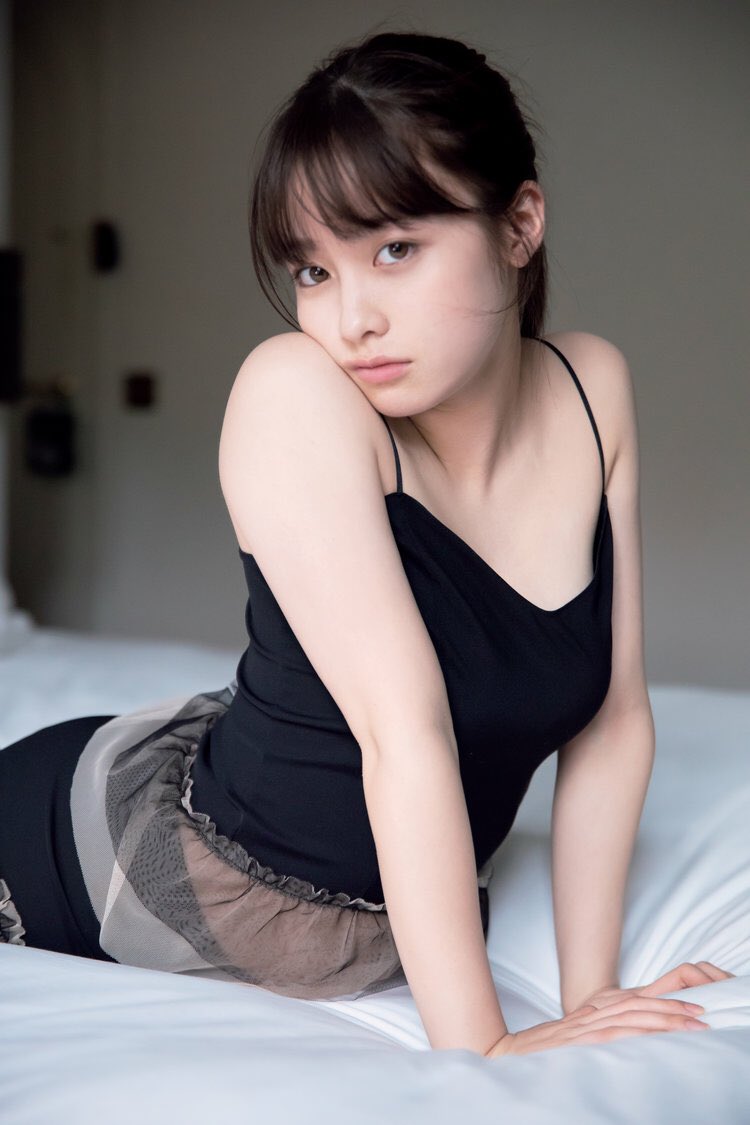 橋本環奈写真集