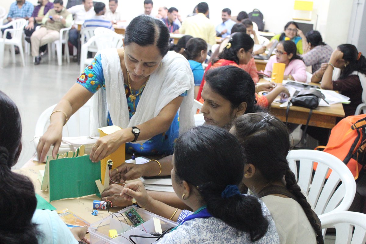 With the support of <a href="/ibm_in/">IBM India</a> and <a href="/NITIAayog/">NITI Aayog</a>, 41 #ATL teachers of Maharashtra tried their hands on future technologies like #3Dprinting and #HomeAutomation automation at <a href="/jnanaprabodhini/">ज्ञान प्रबोधिनी</a>, Pune @IBMVolunteers #unboxtinkering <a href="/vascsc/">VASCSC</a> <a href="/DJoyeeta/">Joyeeta</a> <a href="/rramanan/">Ramanan Ramanathan</a> <a href="/NITIAayog_ATL/">Atal Tinkering Labs</a> <a href="/AIMtoInnovate/">Atal Innovation Mission Official</a>