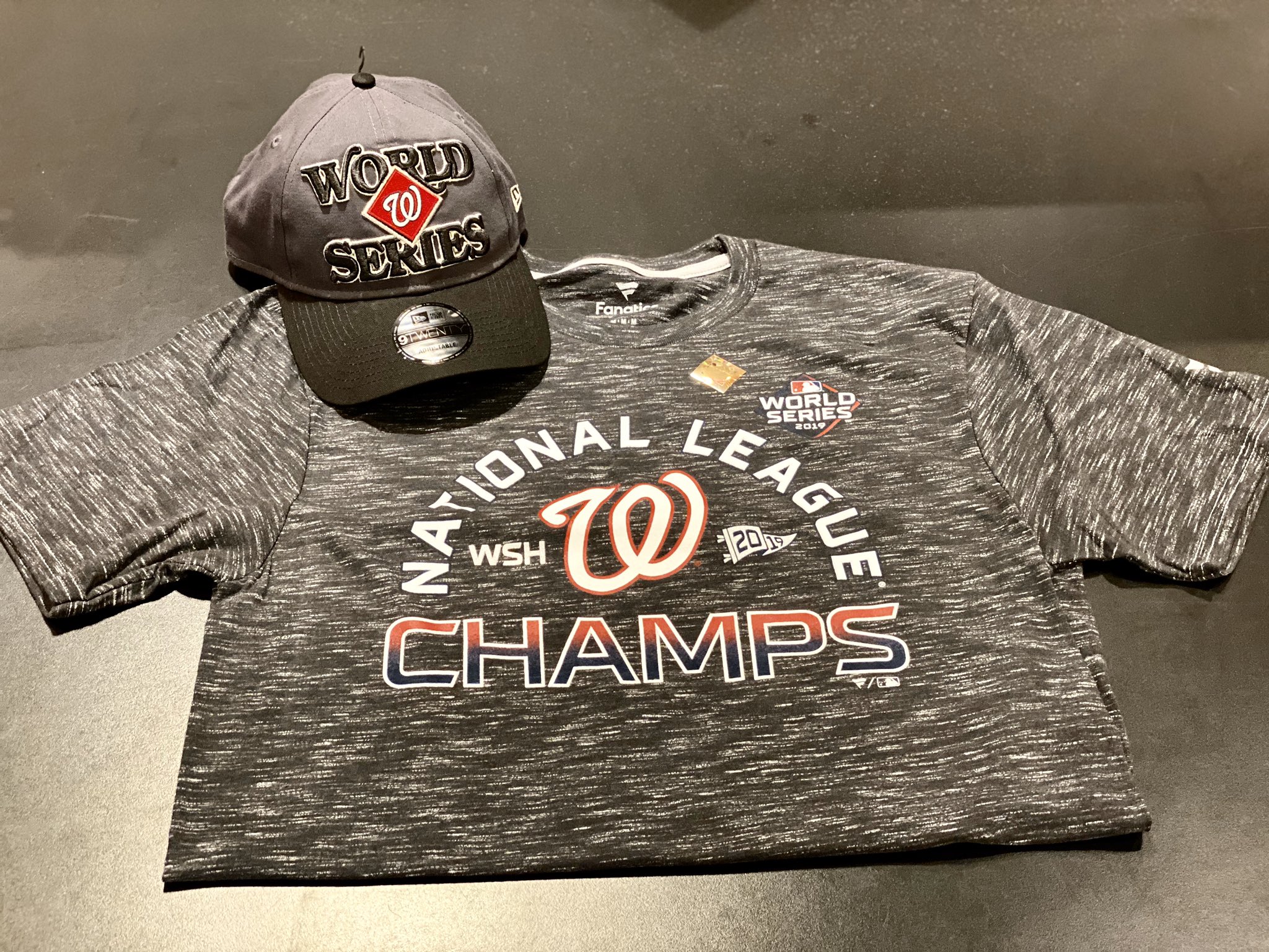 Official National league 2019 champions Washington Nationals shirt