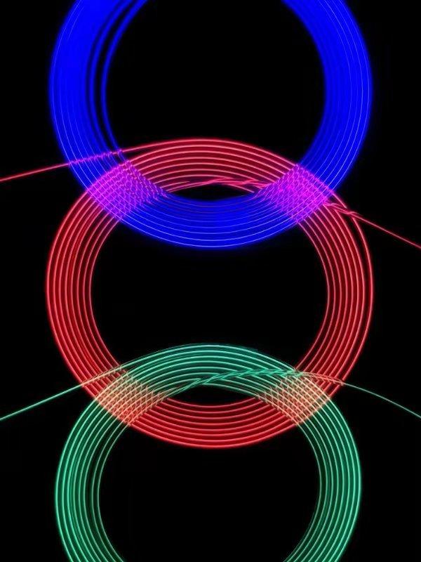 Versalume tweet media