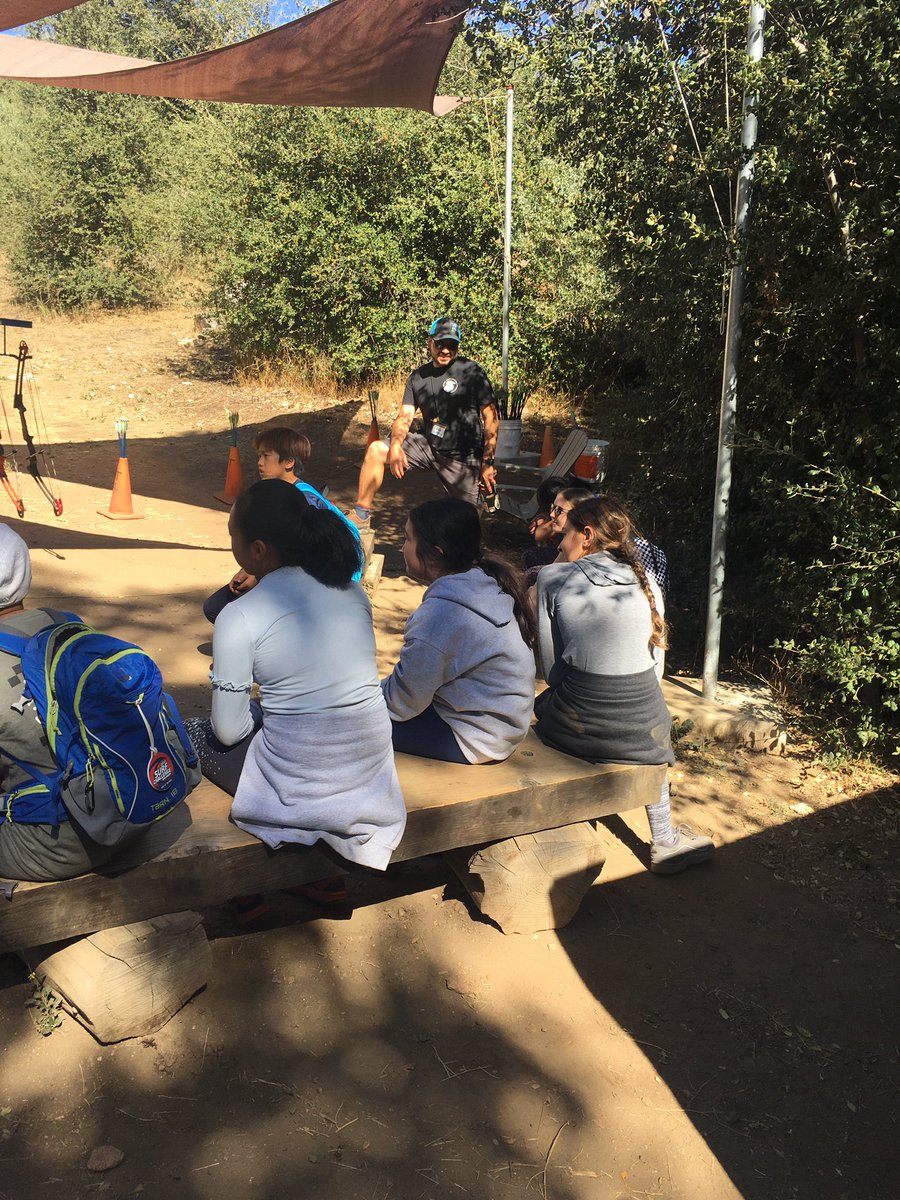 SolanaPacific's tweet image. Beautiful weather, happy 6th graders and yummy food! Camp Cuyamaca is helping create friendships and memories to last a lifetime! Thank you to SBSD School Board Members, Julie Union and Vicki King, for joining us! #sbsdedu #sbsdsp