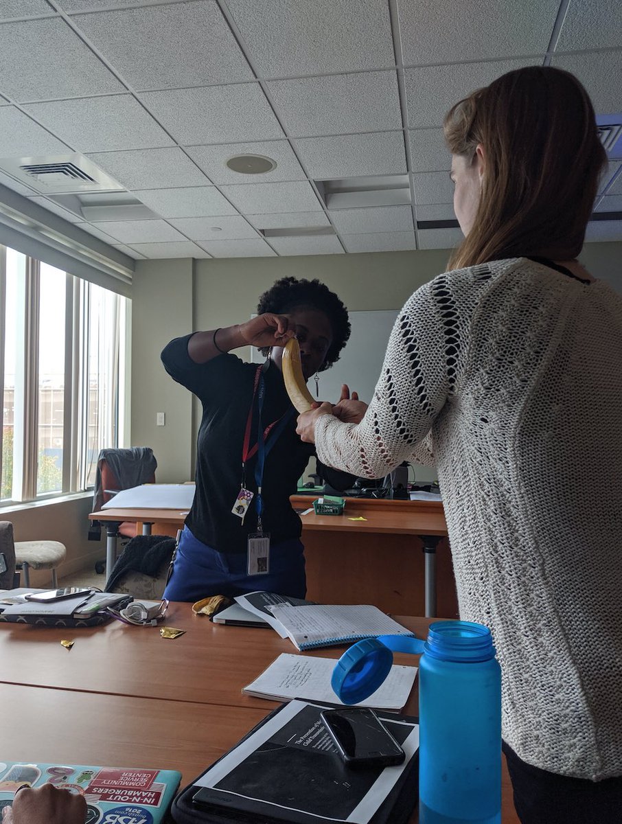 IH887_BU's tweet photo. Demonstrating how to put on an external condom #sexualhealth https://t.co/x09U80KMul