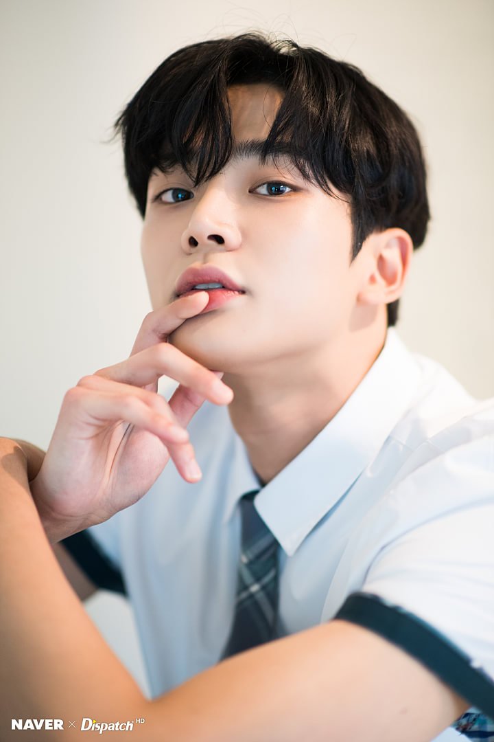 SF9Thailand_FC's tweet photo. 191016 | NAVER x Dispatch HD Photo 

💕ฮารุจะไม่ใช่แค่ตัวประกอบแล้วใช่ไหม คืนนี้อย่าลืมติดตามเป็นกำลังใจให้โรอุนด้วยนะคะ 💕

📌 https://t.co/ciOS9ESTk4

#SF9 #ROWOON 
#ExtraordinaryYou https://t.co/1g9eUDZqS0