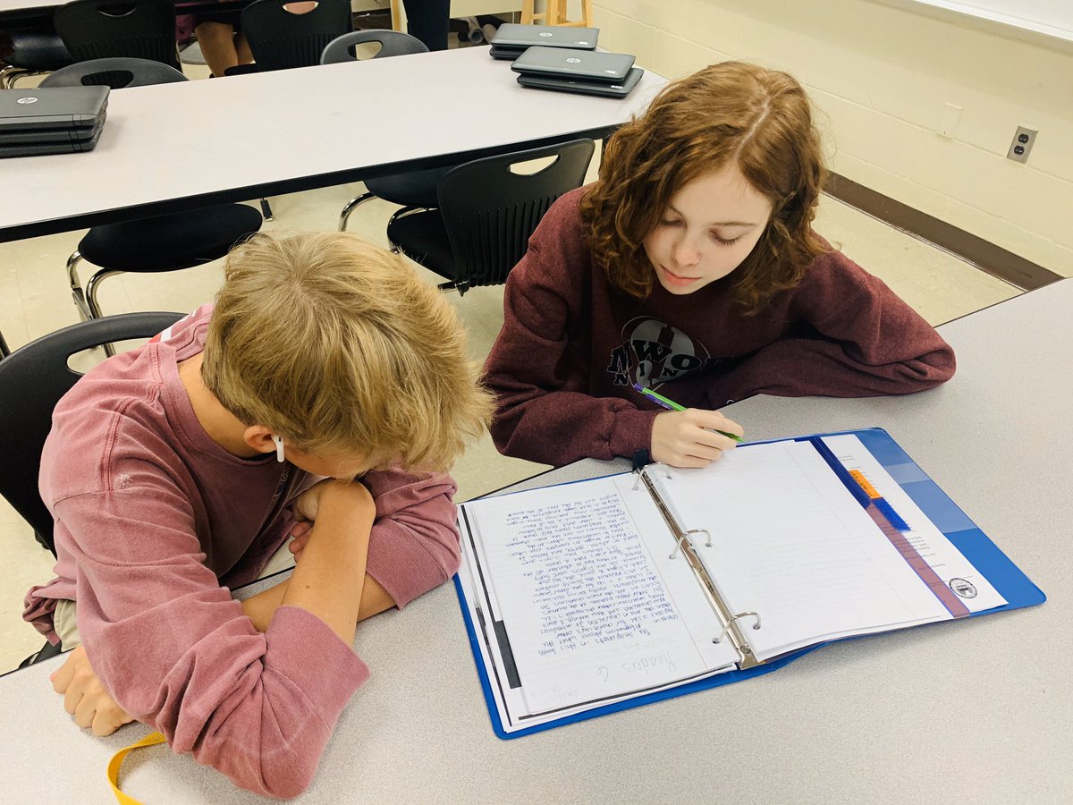 RaiderWritingCenter tweet media