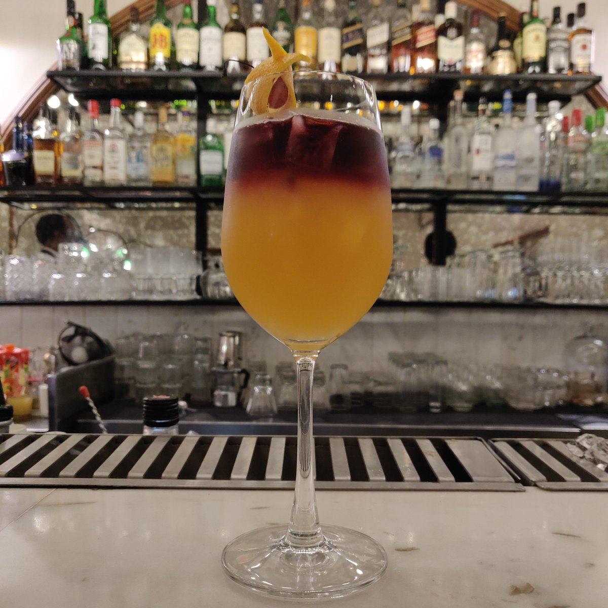 LeCafeResto's tweet photo. Enjoy your Sunsets, Le Cafe style with our latest cocktail addition. Don't miss out on this alluring and delicious beauty - The Cafe Sunset
Just one won't be enough! https://t.co/Gmqq2ebo9x