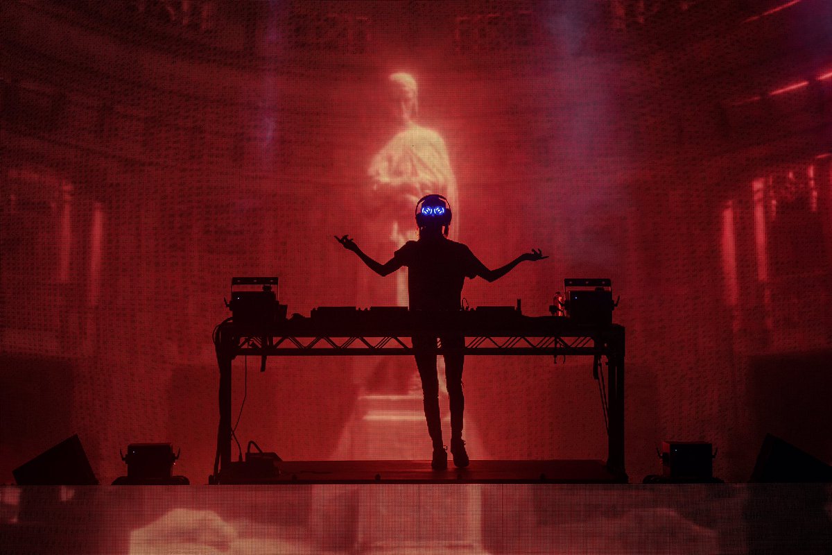 OfficialRezz's tweet photo. 🎈 https://t.co/D5p7VD5FbU