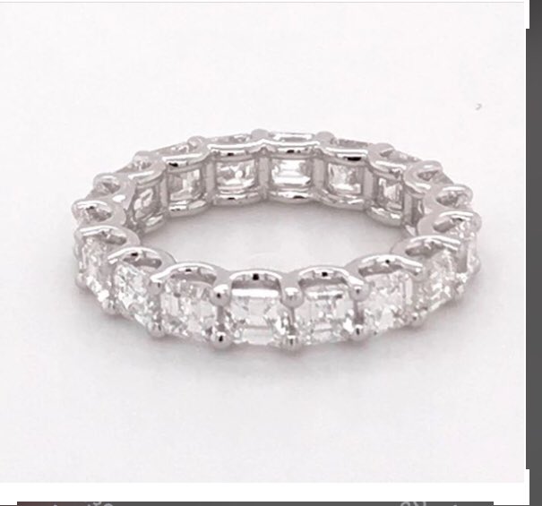 penina44098835's tweet photo. Diamond with white gold eternity ban available at wholesale price pls DM me for details and price or call 310-704-6065 #Diamond #finering #finejewelry. #neongemsinc. #eternity. # https://t.co/EDK1NNz9I5