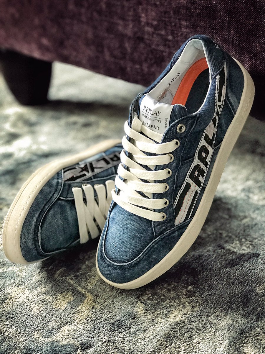 replay jeans sneakers