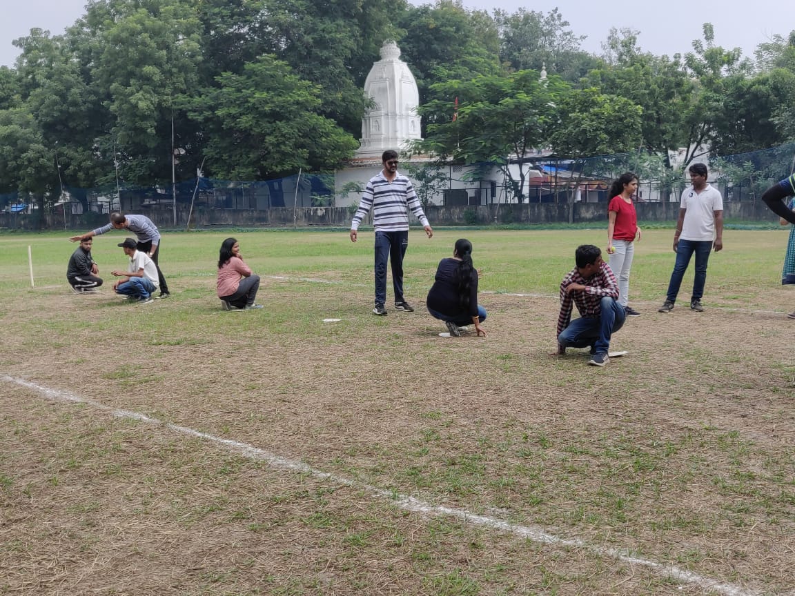 RnRDataLex's tweet photo. Working is always a necessity in life, but sports is also a necessity to add to our good health!

Here we organized one whole day of fun sports for our employees!
Have a glimpse!
#sportsday #activities #teambonding #teambuilding #khokho #cricket #sports #fun #rnr #rnrdatalex https://t.co/rofxiFZcED