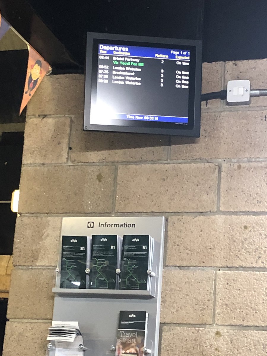leah4sure's tweet photo. Waiting for a train at this early hour! Off to Bristol for KS1 STA training today and KS2 STA training tomorrow. It’s dark and cold this time of the morning! https://t.co/Mra0wk8KFe