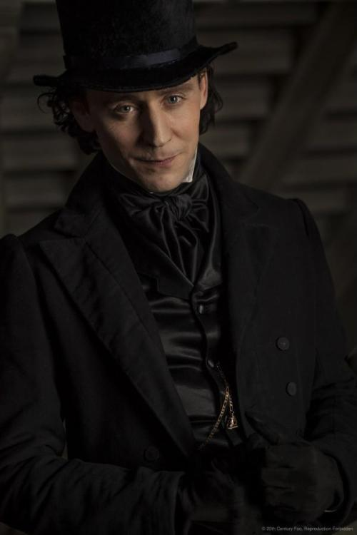 Liliaandjoyce's tweet image. Crimson Peak  #HiddlesLetterC
#TomHiddleston 
@HiddlestonSpam