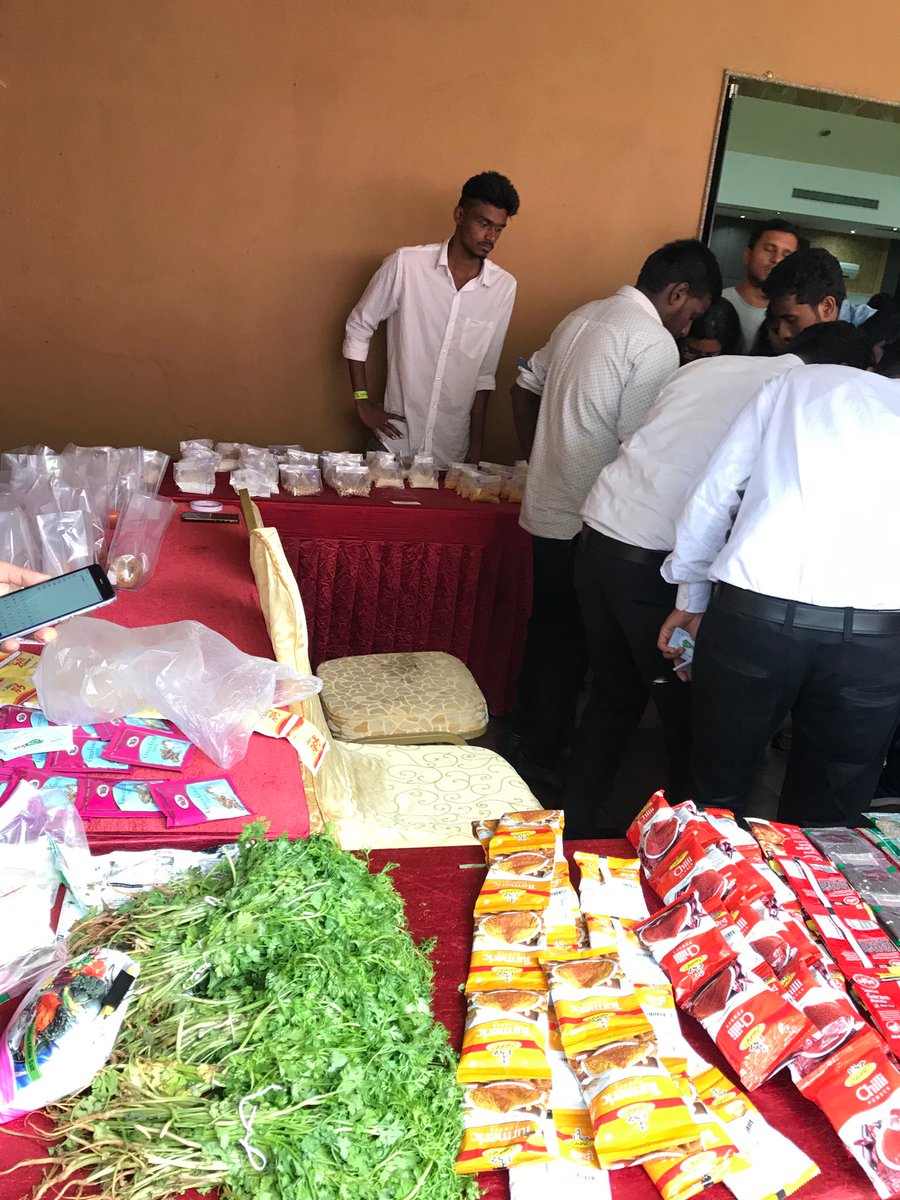 madhurima0101's tweet photo. Cooking for the food truck challenge at full swing! #InfiniteTalent2019 https://t.co/alQJFjei1v