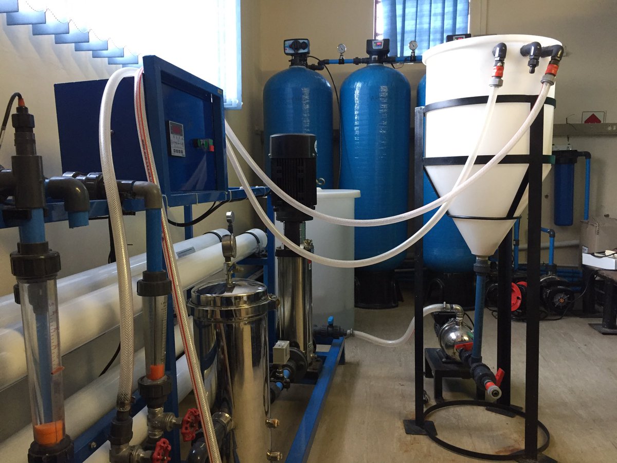 MogoloWater's tweet image. There’s a new water company in Limpopo Province, Polokwane working relatively close with the University Of Limpopo for water purifications, refilling &amp;amp; distributions. The name mogolo comes from the phrases ‘betha mogolo and thapisha mogolo’ used across South Africa 🇿🇦 #Fergusons