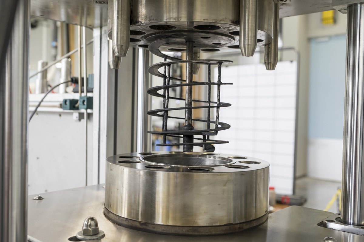 👨‍🔬🌿Dans les coulisses de la création de HYMAG'IN avec notre CEO Camille Crouzet 💪
🗞️À lire sur le site web de <a href="/Bpifrance/">Bpifrance</a> :
➡️bpifrance.fr/A-la-une/Actua…

#Magnetite #EconomieCirculaire #Innovation #StartUp