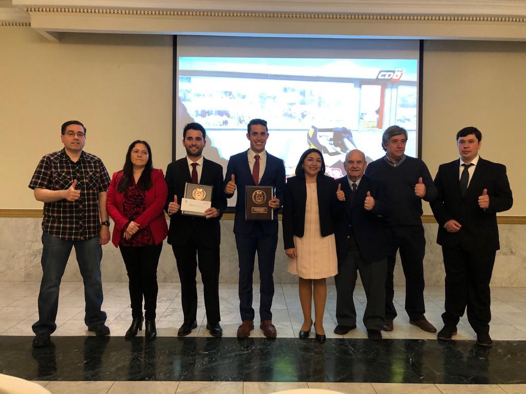 el español campeon del mundo <a href="/MarioRoman74/">MarioRoman74</a>  es nombrado por <a href="/MuniPorvenir/">Muni Porvenir</a>  como embajador deportivo de  los 500 años del estrecho de Magallanes. participará del enduro glaciares de tierra del fuego año 2020 <a href="/EmbEspanaChile/">Embajada de España en Chile</a> <a href="/robertoampuero/">Roberto Ampuero</a> <a href="/Ruta_Elcano/">RutaElcano</a> <a href="/monicazalaquett/">Mónica Zalaquett S.</a>