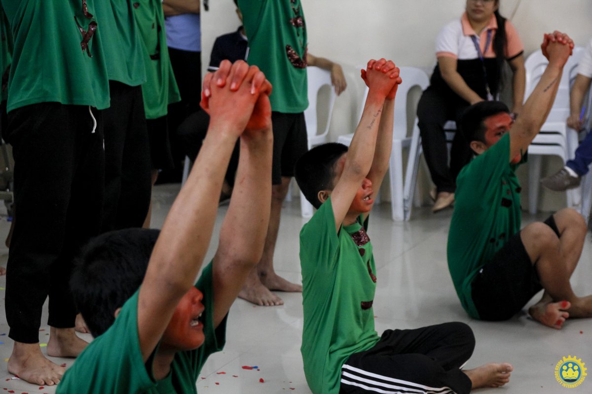 mcgibread's tweet image. More than 300 boys and girls of Molave Youth Home witnessed their peers sing songs of praises last October 11. The presentation honed the talents of these youth and most importantly, gives praise to the Lord.