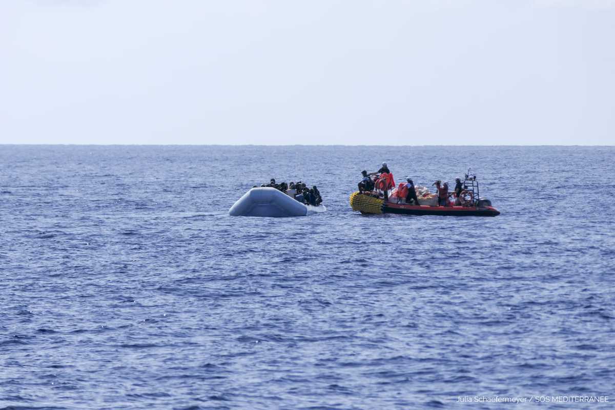 soshumanity_de's tweet photo. PRESSEMITTEILUNG: #OceanViking rettet 176 Menschen. Wo werden sie von Bord gehen?

"Wir fordern die #EU-Staaten und die zuständigen Behörden dringend auf, uns umgehend einen sicheren Ort zuzuweisen, an dem die 176 Geretteten sicher an Land gehen können. 👉 https://t.co/rY4PJZFsTR https://t.co/wn94KGRFHx