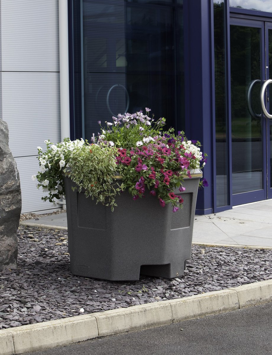 ViewsGe's tweet image. Our Self Watering Pagoda Floor Planters are very popular at the moment! High Quality, Low Maintenance and Extremely Durable... And they&apos;re currently available for LESS THAN £275.00 INC VAT... We can see why!! Like or Comment for more information! @RHSBloom #ourbloom #bloom 🌸🌳🌼