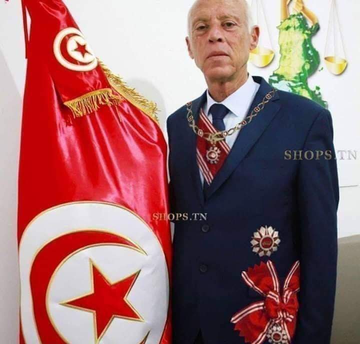 في تونس الحبيبة تغلب أهل الشرف على أصحاب الترف وهذا بفضل الله تعالى #السيسي_عرَّى_مصر