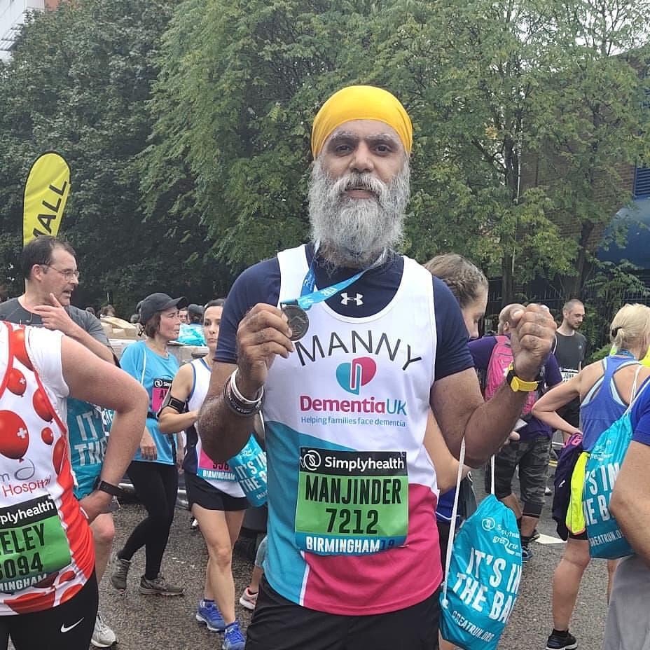 DementiaUK's tweet photo. A big well done and thank you to our amazing #Volunteer Ambassador Manny @pedalsingh, who ran the Birmingham Half Marathon at the weekend for Dementia UK! Manny has already raised an incredible amount for our Admiral Nurses and he's added this to his long list of achievements! 🙌 https://t.co/f1V8GP440Q