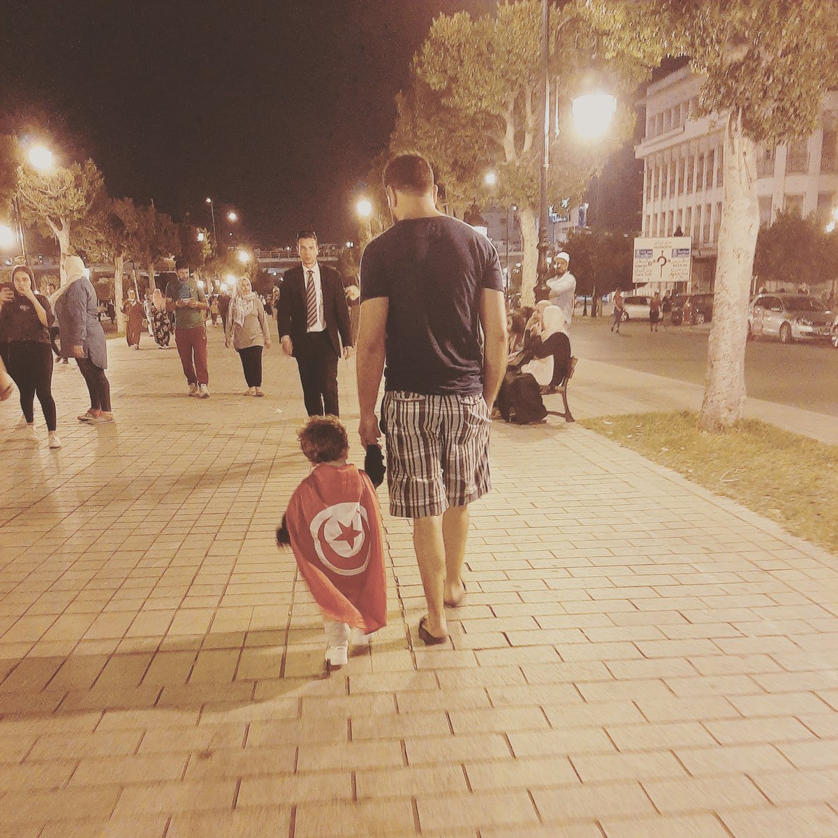 Mahdi_Samaka's tweet photo. You 'll never walk alone.
#TnElec19 #تونس #تونس_تنتخب #TnElec2019 #Tunisia #الانتخابات_التونسية https://t.co/8L7rWEvH1l