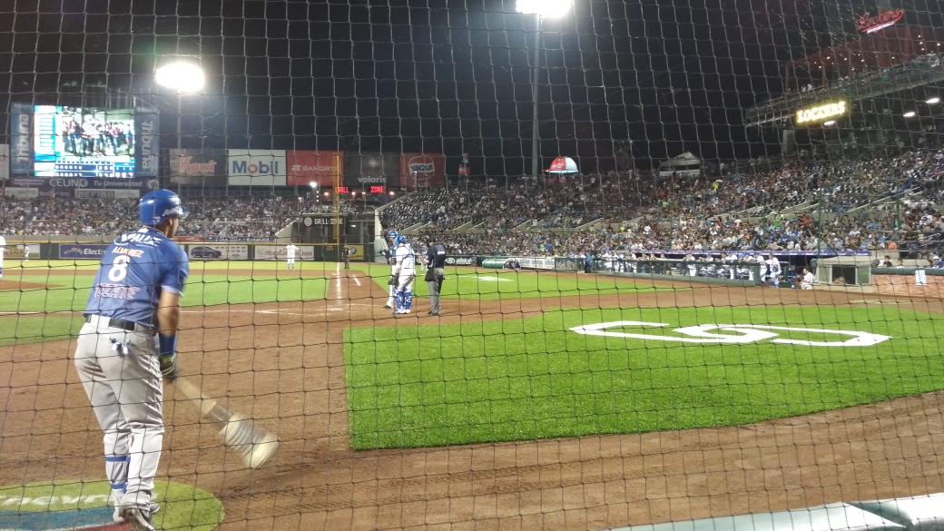 ObregonCruzRoja's tweet photo. El #equipo que hace #equipo. Con gusto siempre Cruz Roja presente en la temporada de beisbol. Mucha suerte y éxito a nuestros tri campeones  @yaquis_oficial de #CiudadObregon https://t.co/FIyg02fWRz