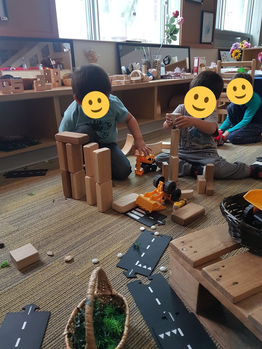 Becka118's tweet photo. The Pre-Leaders imagination always amazes me! I love watching them create in the block area https://t.co/vTrr8RzxDu