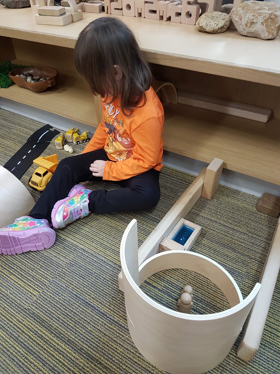 Becka118's tweet photo. The Pre-Leaders imagination always amazes me! I love watching them create in the block area https://t.co/vTrr8RzxDu