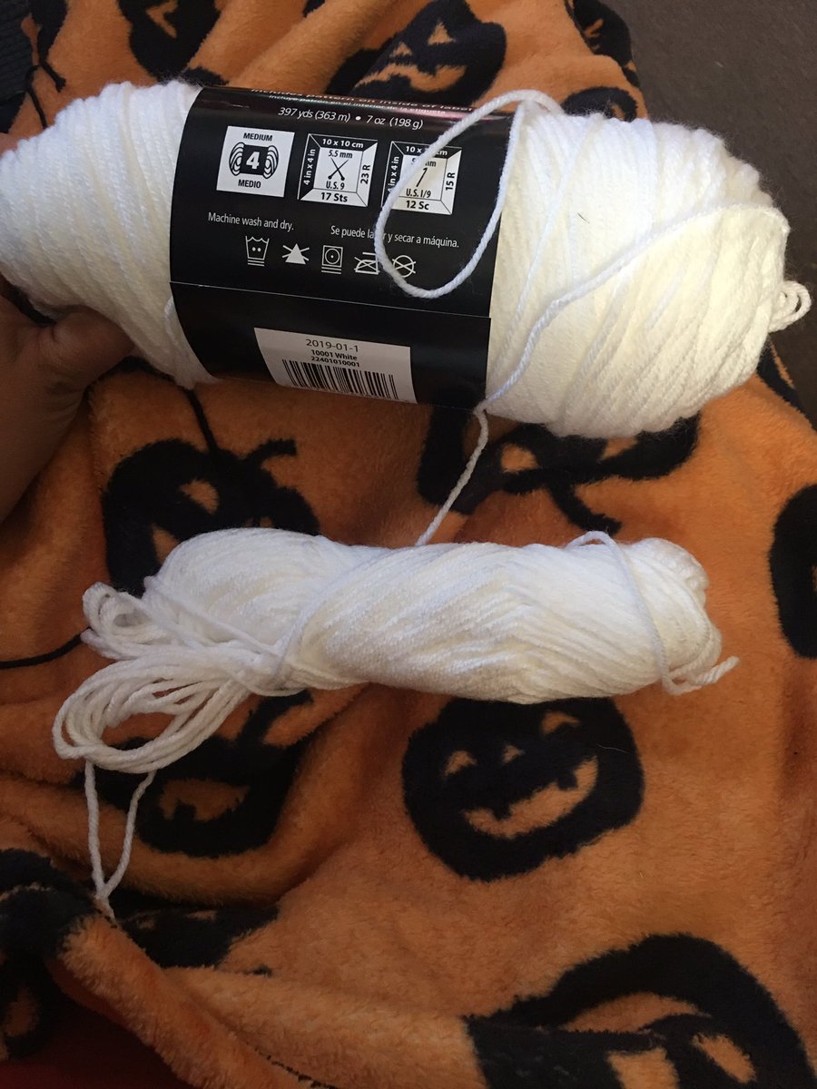 Mamasaurus_jess's tweet image. Well my yarn had a baby...🧶 #yarn #crochetproblems