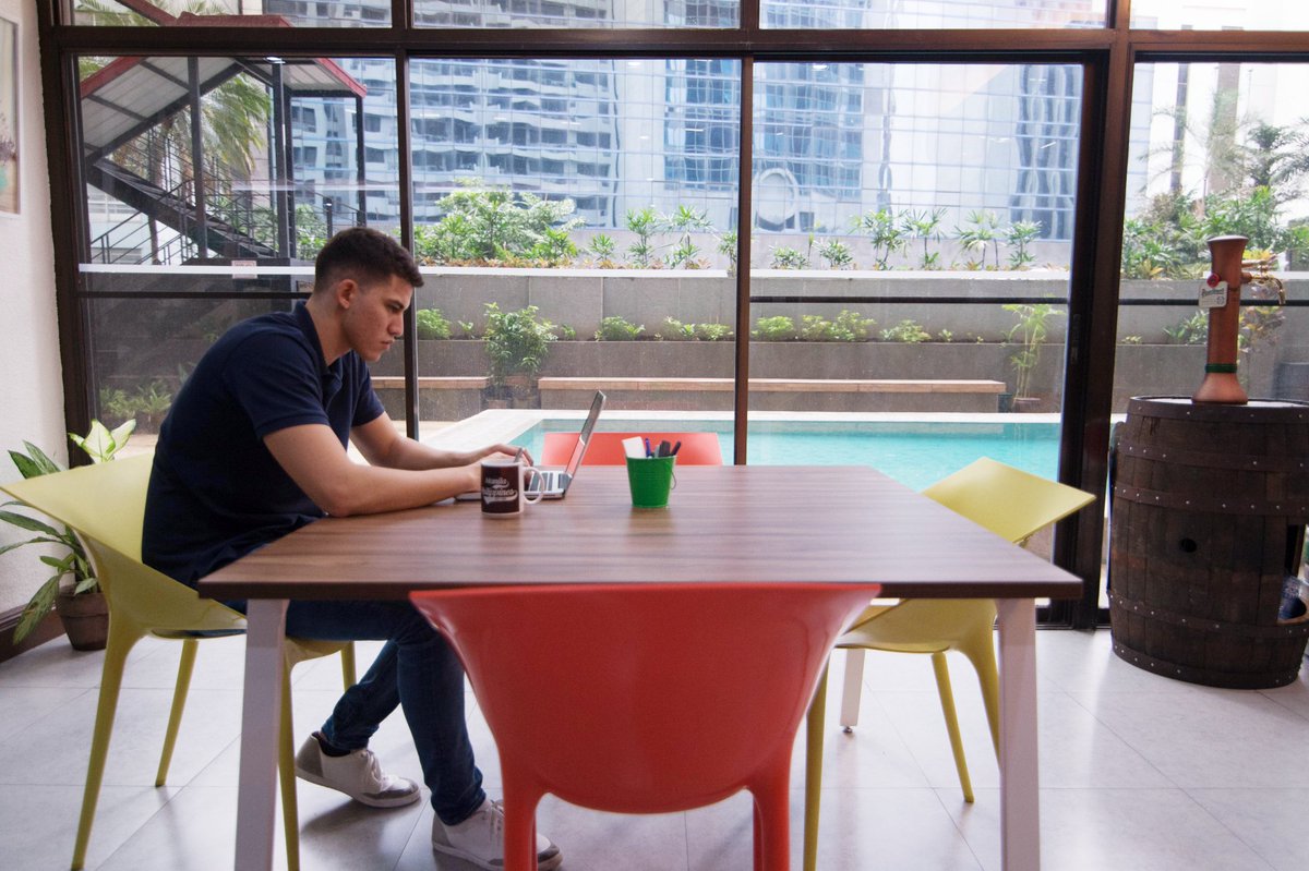 CrownSpaces's tweet photo. "Today is your opportunity to build the tomorrow you want"- Ken Poirot

Remember, your FUTURE is in your hands so make it grand. - A friendly reminder from Crown Spcaes!

#AntiMondayBlues #GoalDriven #OwnYourSpace #CrownSpacesManila #FriendlySpace #CoWorkingSpace #AuthenticSpace https://t.co/TjfsvDLdiQ