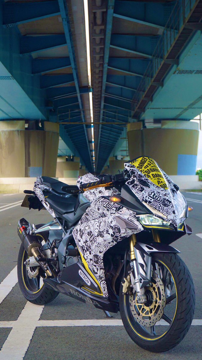 アキふみ A Twitter 名前 アキふみ 性別 男 年齢 24 住み 兵庫 車種 Cbr250rr ステッカーボム V R46仕様 身長 165 好き バイク カフェ巡り 一言 気になる方 どんどんツーリング誘ってください いろんな人といろんなとこを走りたい バイク乗りとして軽く