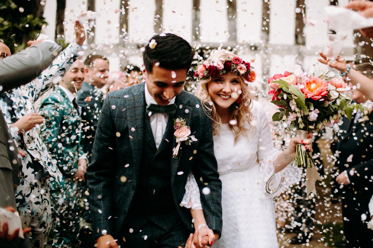 Just going to leave this confetti gorgeousness here. Beautiful shot by <a href="/gregmilnerphoto/">Greg Milner</a> 💛