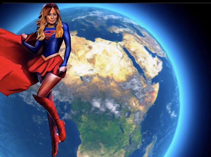 #outfit per affrontare la #settimana 😂🤣 ce la posso fare #lunedi #superfrancy #francescarodolfo #supergirl #thanks @ciclista_81 per questa #favolosa #vignettadelgiorno