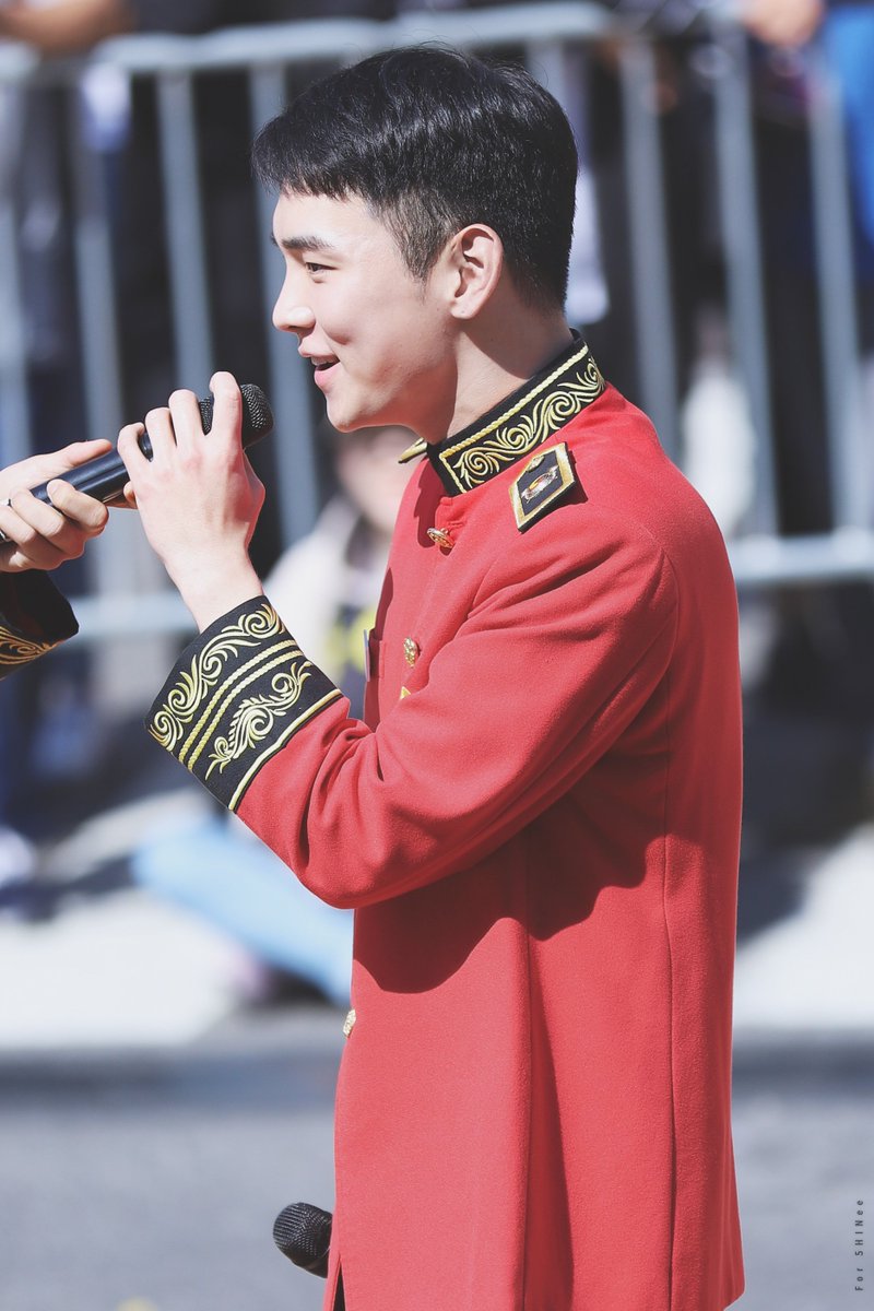 [191013] 이태원 지구촌 축제
#SHINee #key #샤이니 #키 #キー

기범아 어제도 수고 했어 💛